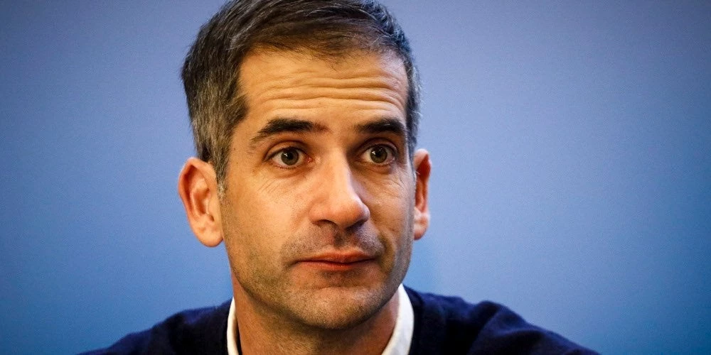 «Σε μένα αυτά ρε γατάκι;» – Απίστευτη ατάκα Μπακογιάννη σε Σπίρτζη! (βίντεο)